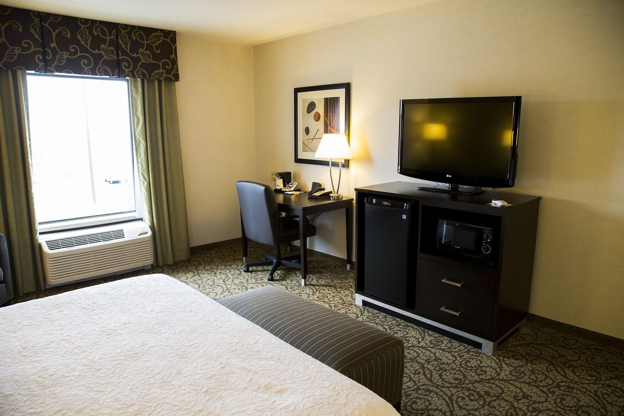 Hampton Inn & Suites Sharon West Middlesex Exteriör bild