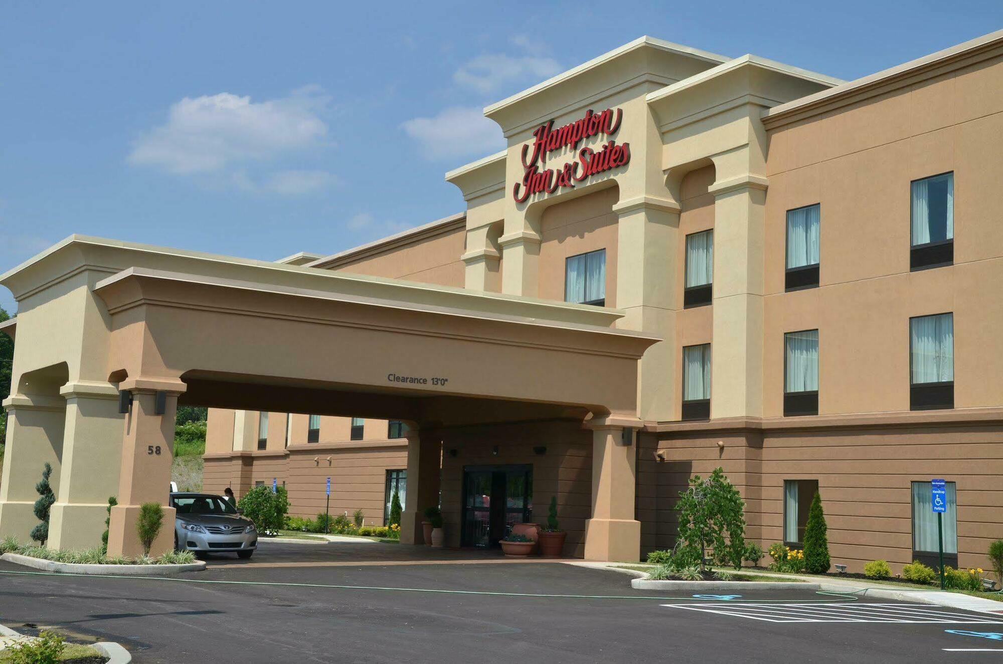 Hampton Inn & Suites Sharon West Middlesex Exteriör bild